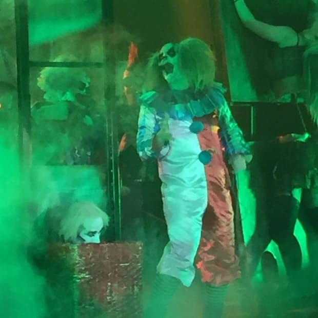 circus of horrors clowns