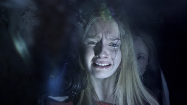 The Visit (Olivia DeJonge)