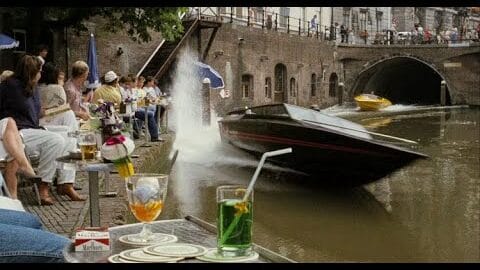 amsterdamned achtervolging in de grachten