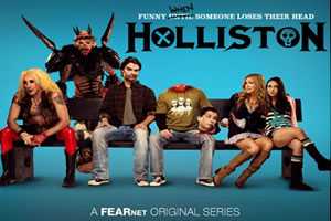 Trailer: horror/sitcom Holliston van FEARnet