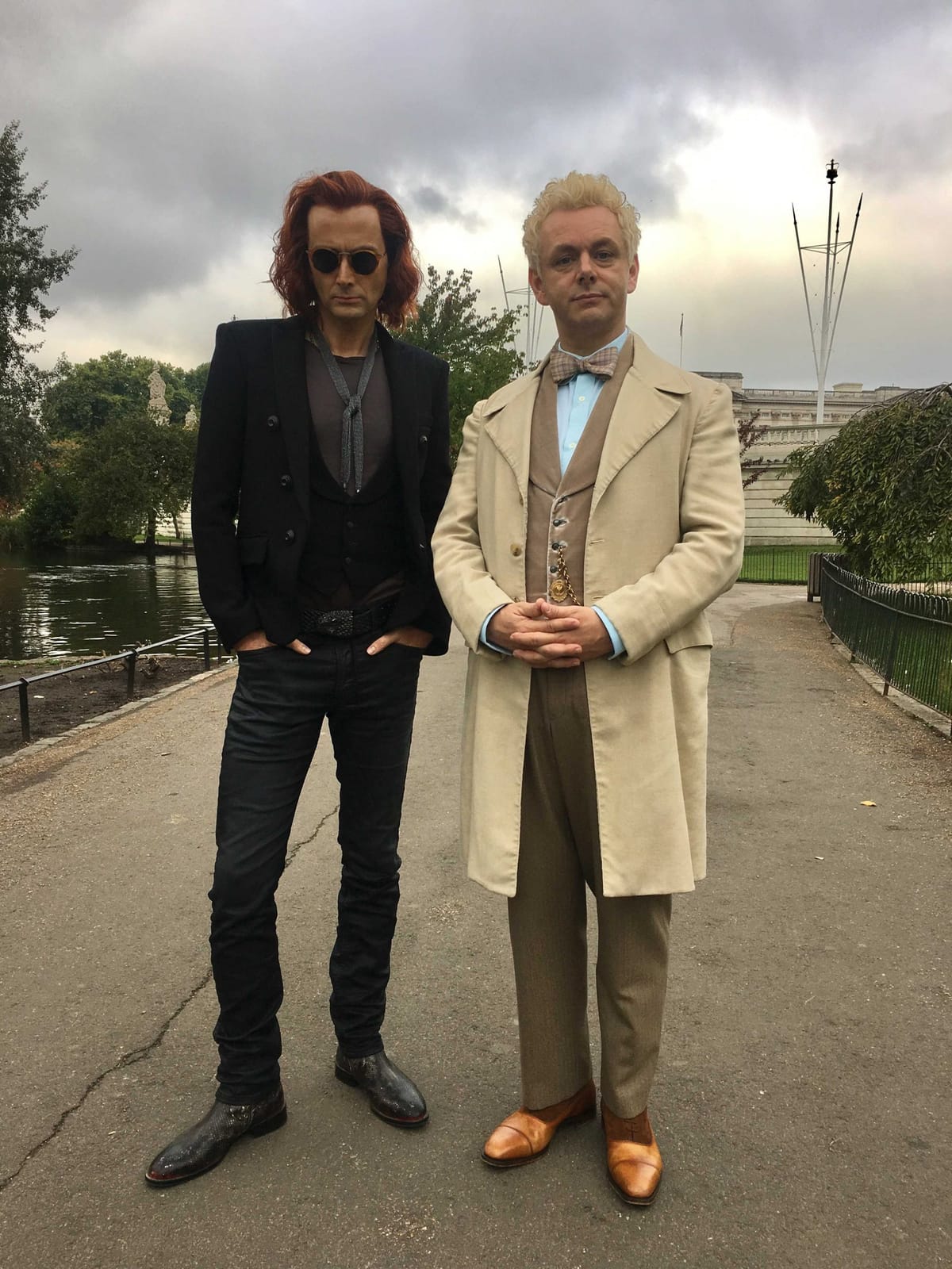 Eerste foto tv-serie Good Omens met Michael Sheen en David Tennant