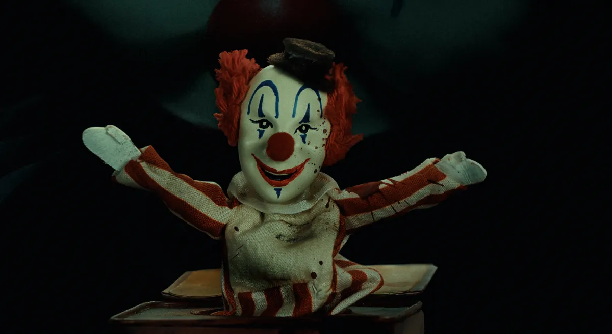 "Everyone's favorite clown" in teaser Clown In A Cornfield