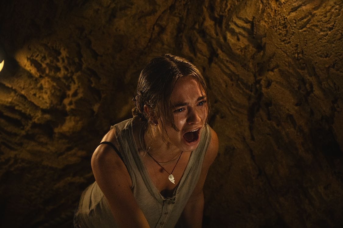 Een gillende Johnny Sequoyah in Primate