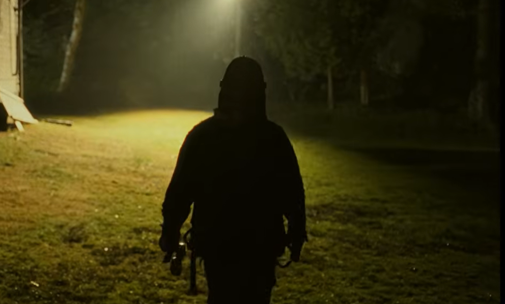 Trailer In A Violent Nature 2: slashen op een zomerkamp