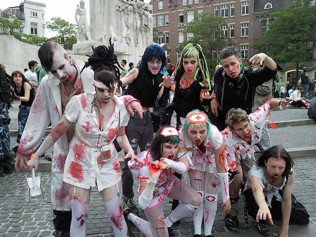 Boek: Organiseer je eigen Zombie Walk