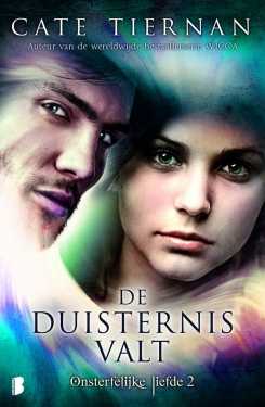 Boekrecensie: De Duisternis Valt (Cate Tiernan)