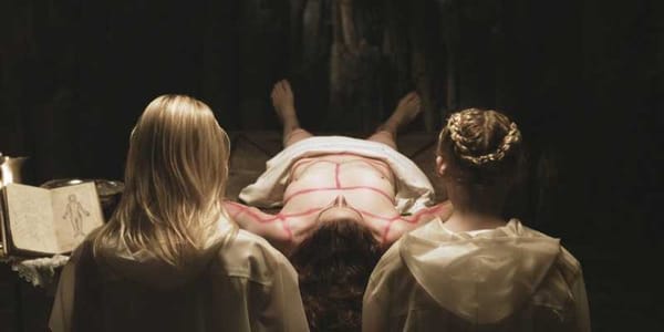 Trailer en stills voor We Are What We Are