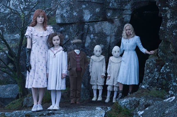 Eerste trailer Miss Peregrine’s Home For Peculiar Children